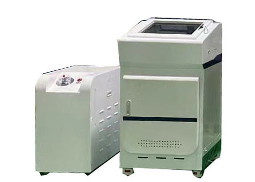 Máquina de ensaio de pressão hidrostática é utilizada para a determinação da resistência à pressão interna de tubos termoplásticos, acessórios e conjuntos para o transporte de fluidos